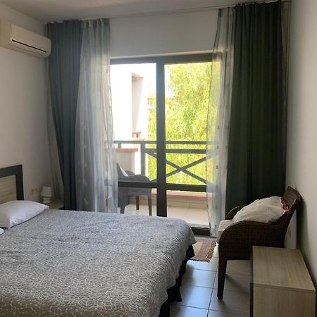 Apartment At St. Nicholas Complex-Igora Τσερνομόρετς Εξωτερικό φωτογραφία